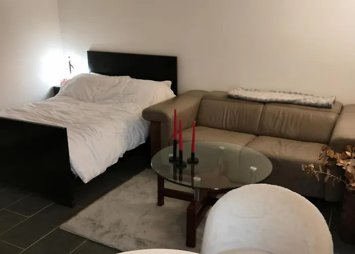 Studio De 25M